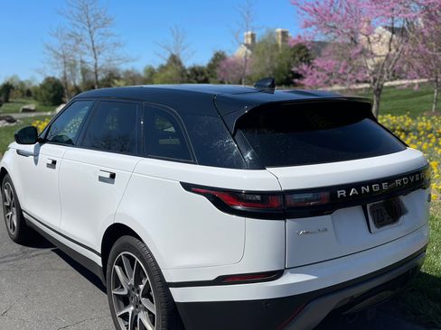 Used 2023 Land Rover Range Rover Velar S image 1