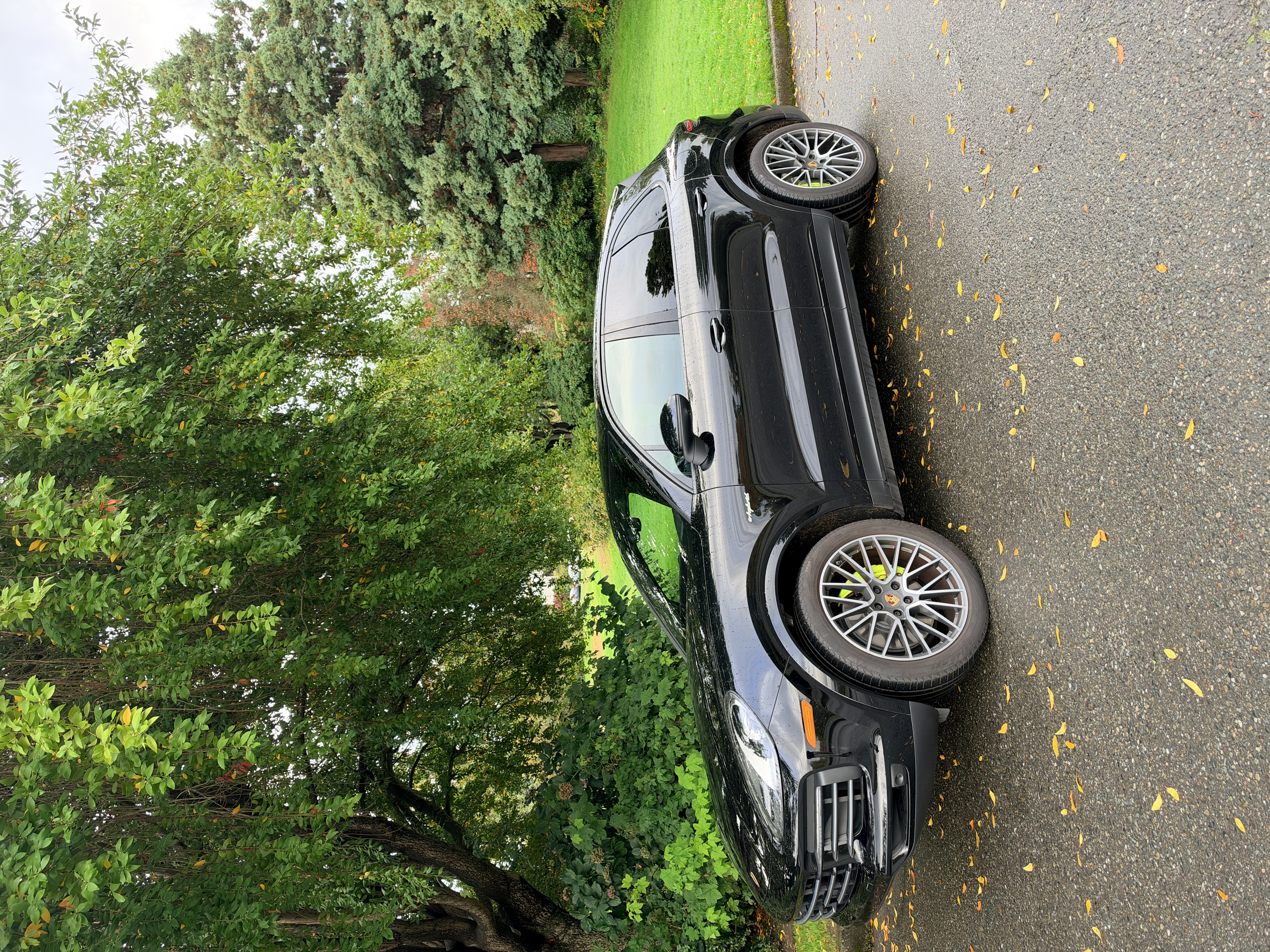 Used 2019 Porsche Cayenne E-Hybrid AWD/4WD image 4