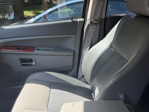 Used 2005 Jeep Grand Cherokee Limited AWD/4WD image 12
