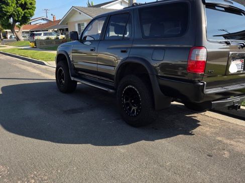 Used 1998 Toyota 4Runner SR5 image 2