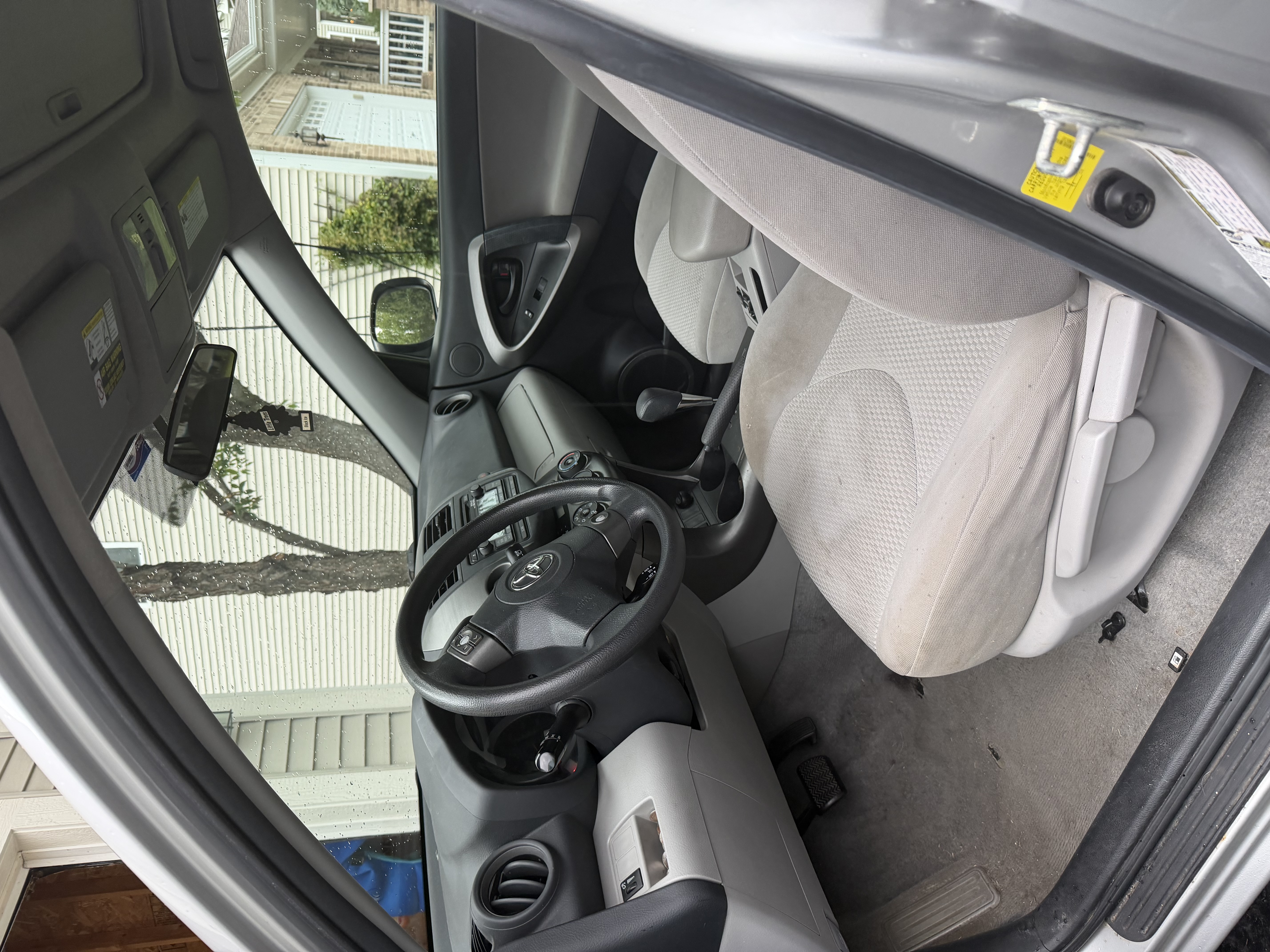 Used 2012 Toyota RAV4 4WD w/ Upgrade Value Pkg image 8