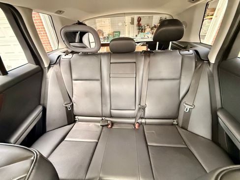 Used 2013 Mercedes-Benz GLK 350 4MATIC image 10