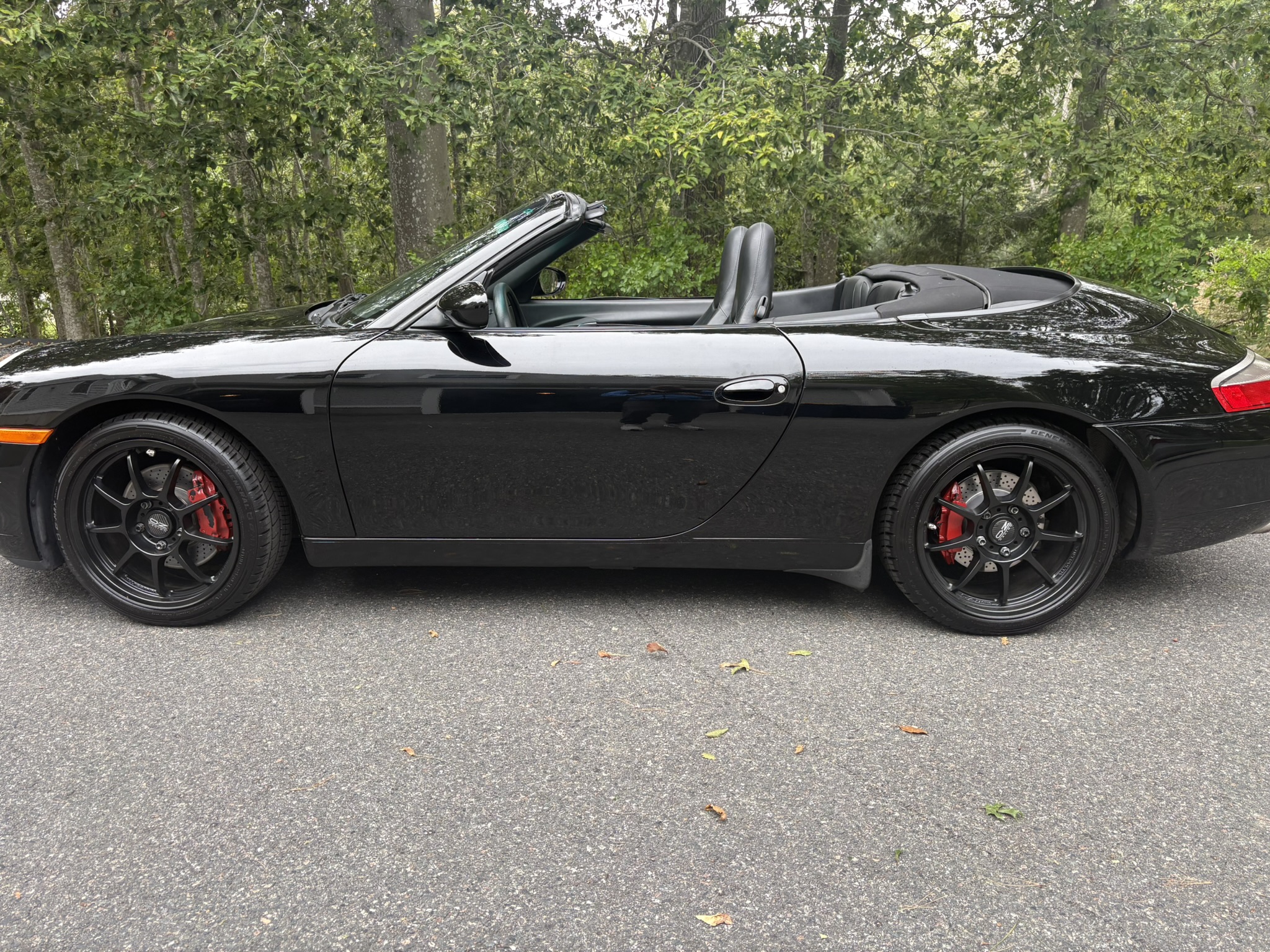 Used 2000 Porsche 911 Cabriolet image 5