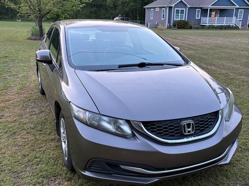 Used 2013 Honda Civic LX image 1