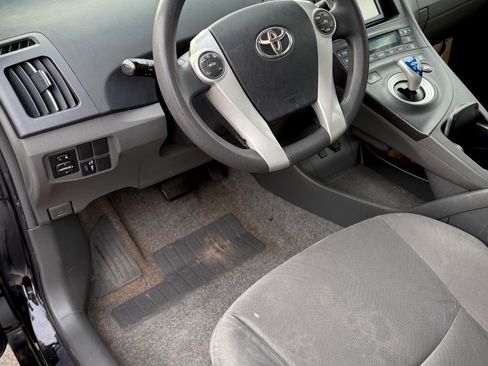 Used 2010 Toyota Prius Two FWD image 8