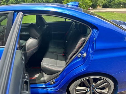 Used 2017 Subaru WRX Limited w/ Popular Package #1 AWD/4WD image 10