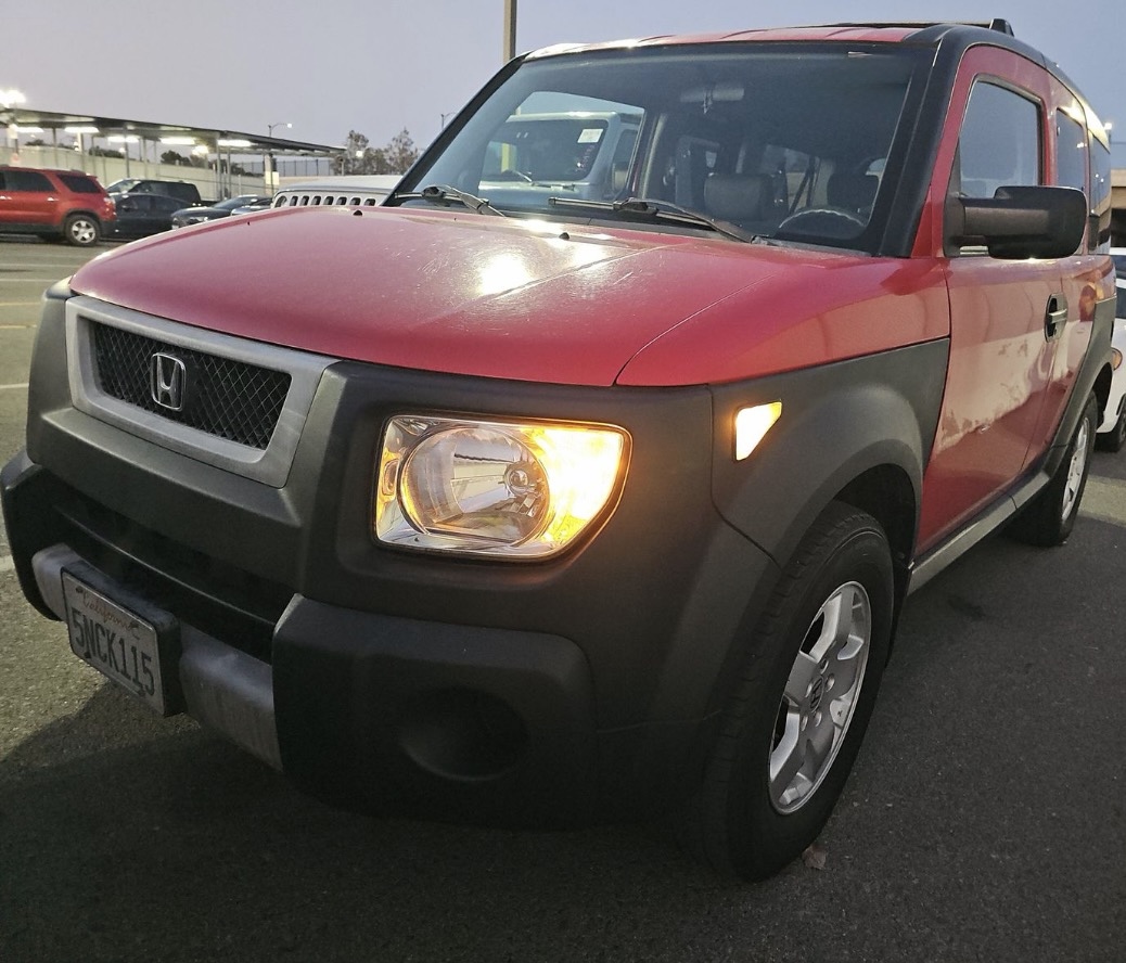 Used 2005 Honda Element EX image 1