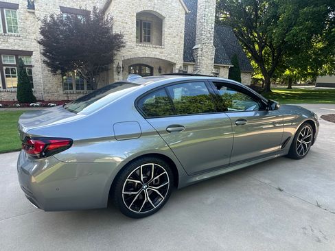 Used 2023 BMW 540i xDrive w/ Executive Package AWD/4WD image 2