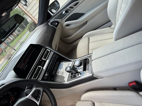 Used 2019 BMW M850i xDrive Convertible AWD/4WD image 11