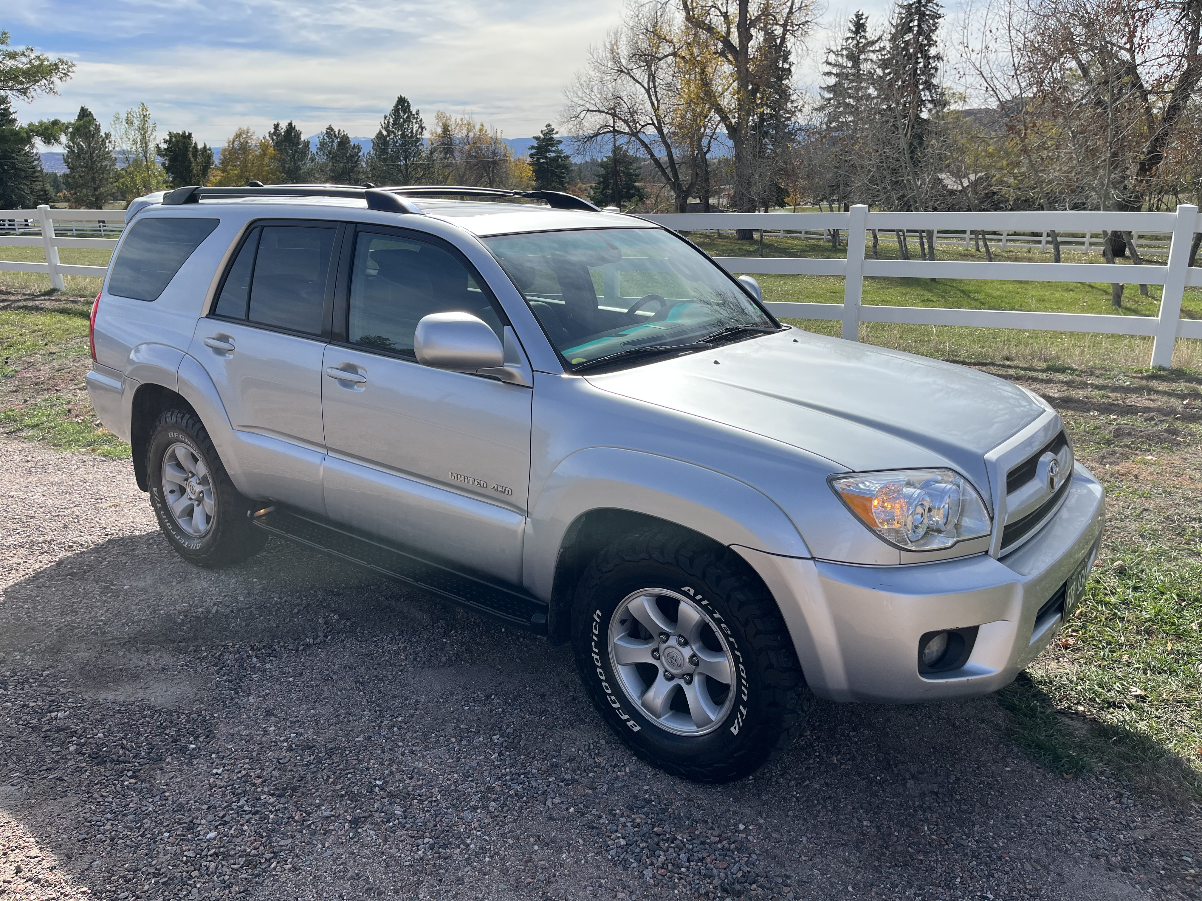 Used 2008 Toyota 4Runner Limited w/ Limited Extra Value Pkg 1 AWD/4WD image 6