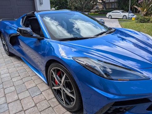 Used 2020 Chevrolet Corvette Stingray Premium Cpe w/ 3LT Preferred Equipment Group image 1