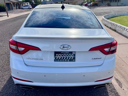 Used 2015 Hyundai Sonata Limited w/ Option Group 06 FWD image 9