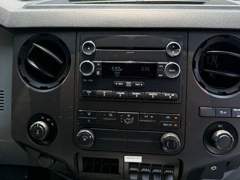 Used 2016 Ford F250 XL w/ Power Equipment Group AWD/4WD image 10