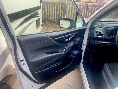 Used 2020 Subaru Forester Premium image 28