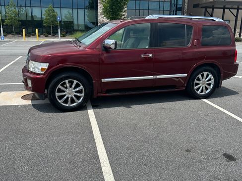 Used 2010 INFINITI QX56 2WD image 1