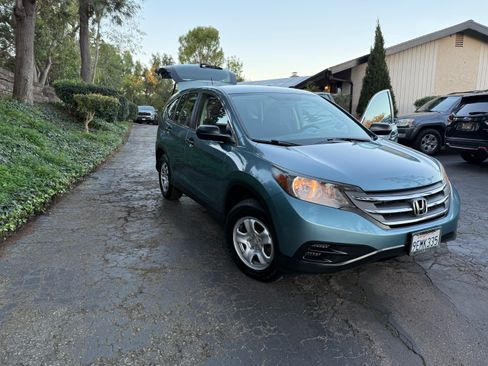 Used 2014 Honda CR-V LX image 2