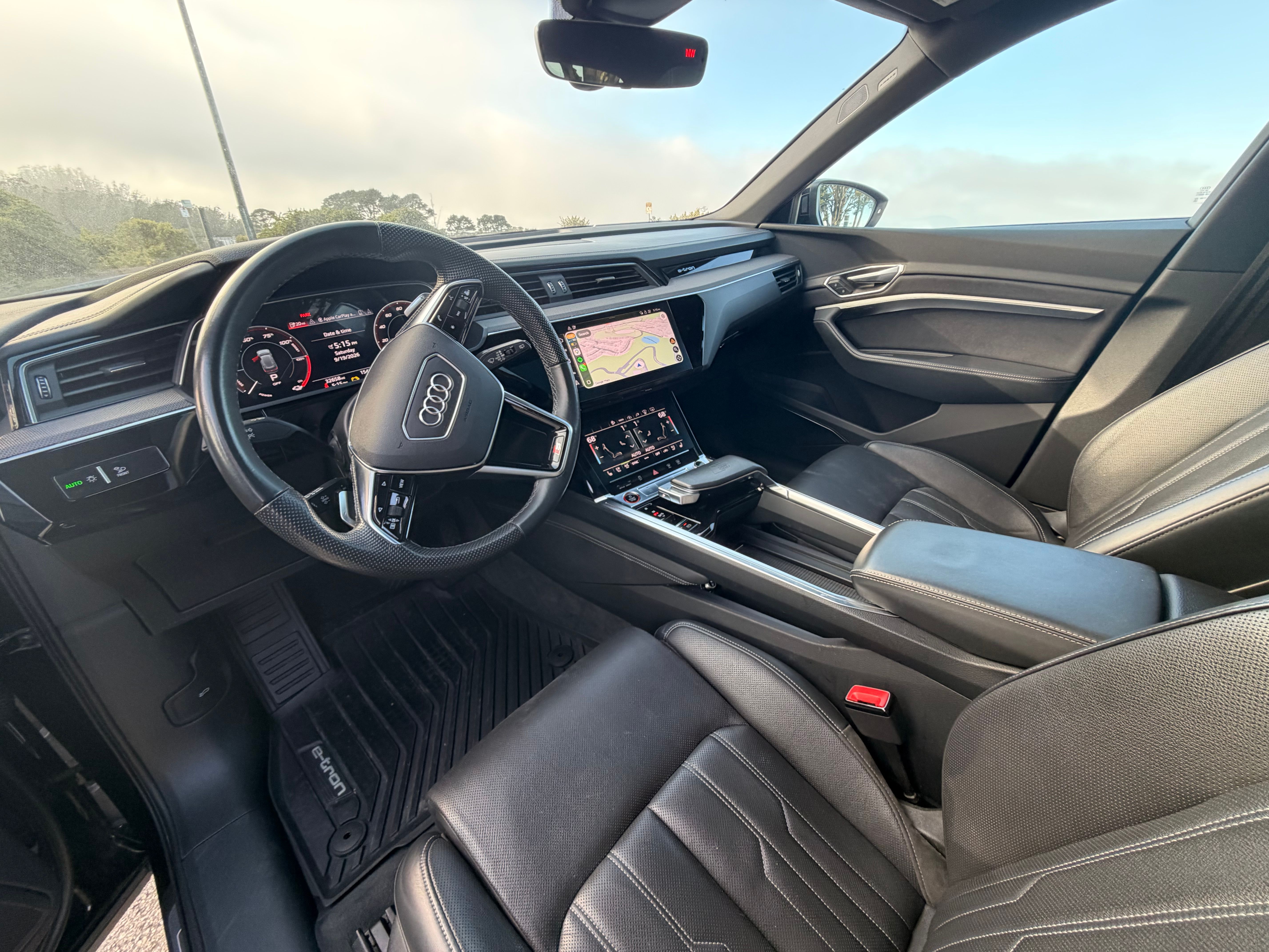 Used 2022 Audi e-tron S Prestige w/ Prestige Package AWD/4WD image 10