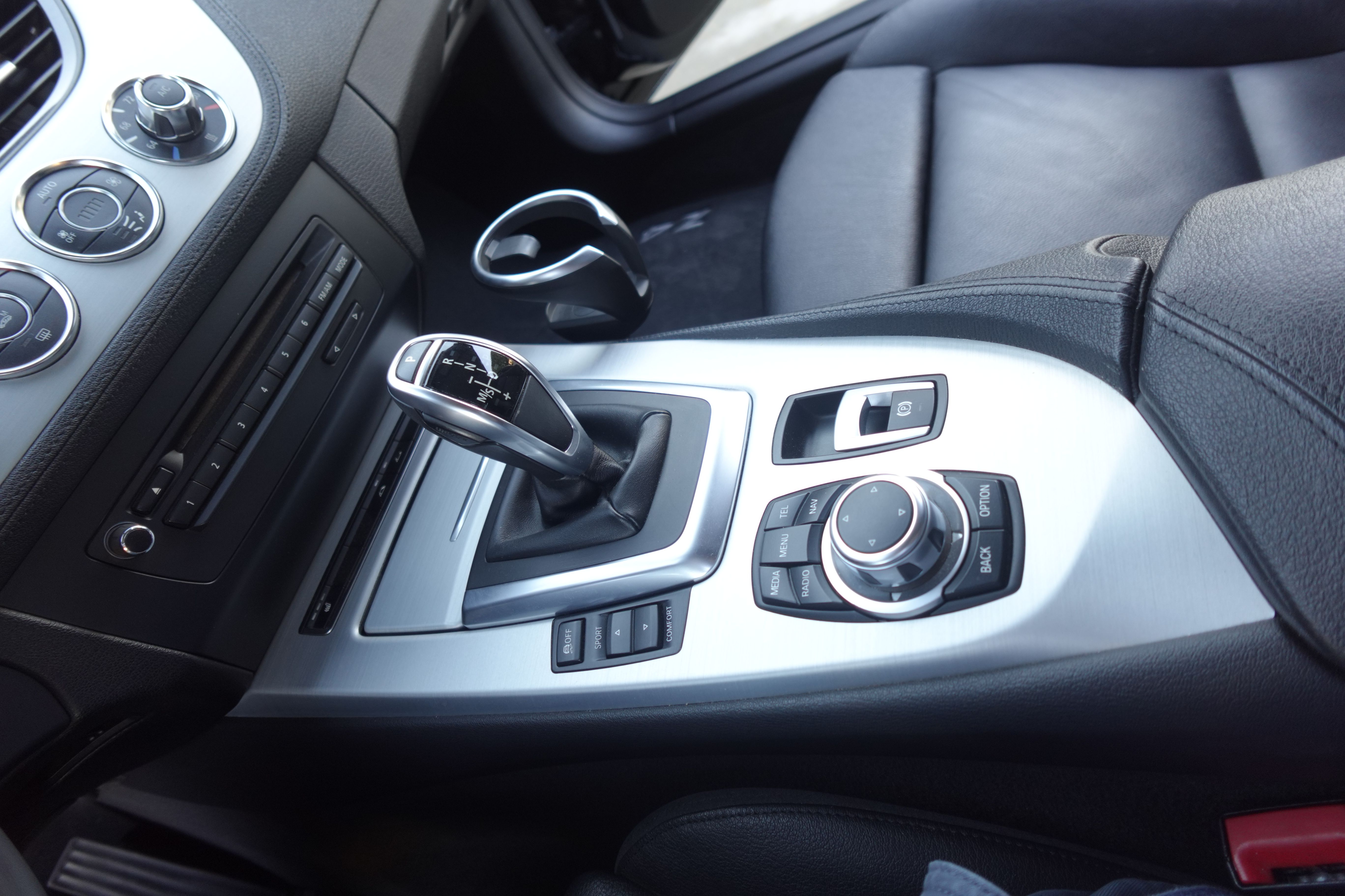 Used 2014 BMW Z4 sDrive35i RWD image 17