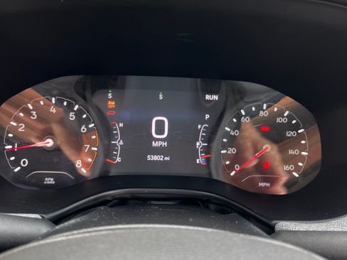 Used 2022 Jeep Compass Latitude w/ Sun and Sound Group AWD/4WD image 12