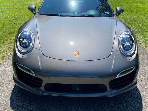 Used 2015 Porsche 911 Turbo S image 15