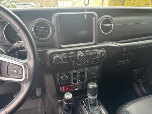 Used 2021 Jeep Wrangler Unlimited Rubicon 4xe w/ Steel Bumper Group image 5