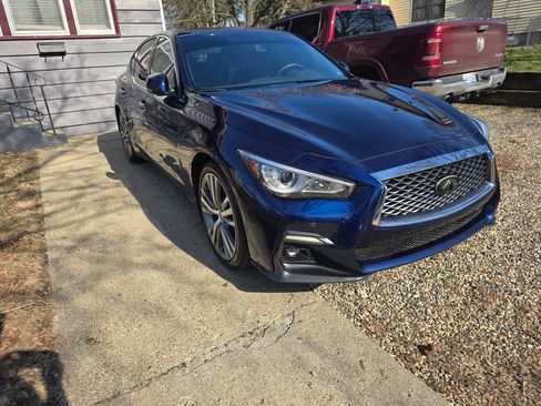 Used 2021 INFINITI Q50 Sensory image 10
