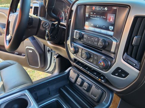 Used 2015 GMC Sierra 1500 SLT image 15