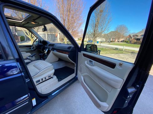 Used 2001 Land Rover Range Rover HSE image 26