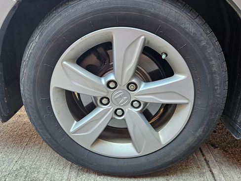 Used 2019 Honda Odyssey EX image 14