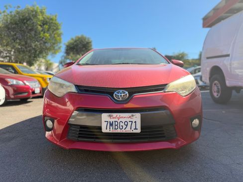 Used 2015 Toyota Corolla LE image 2