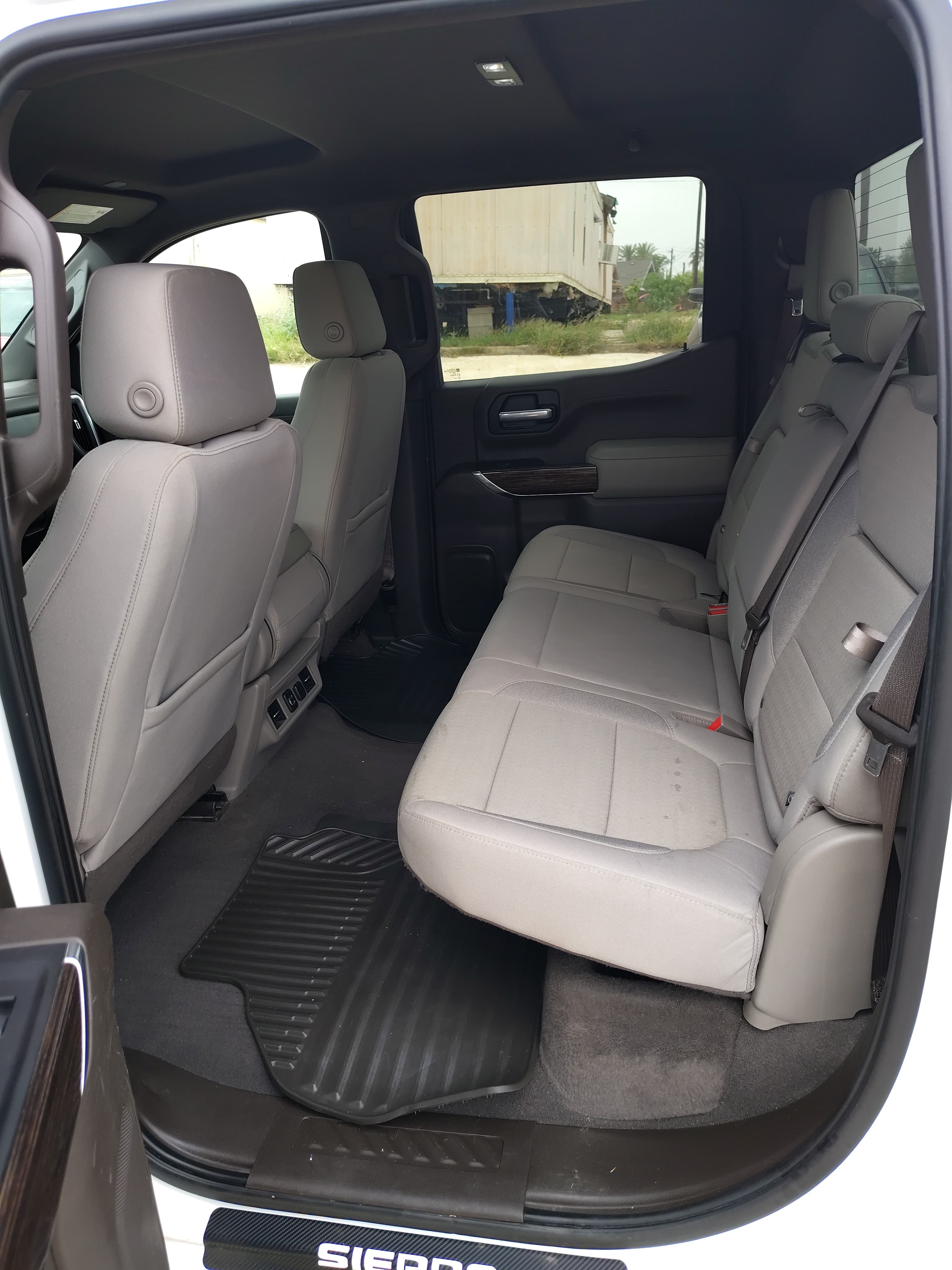 Used 2020 GMC Sierra 1500 Elevation w/ Elevation Value Package RWD image 13