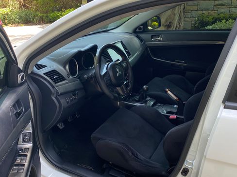 Used 2010 Mitsubishi Lancer Evolution GSR image 20