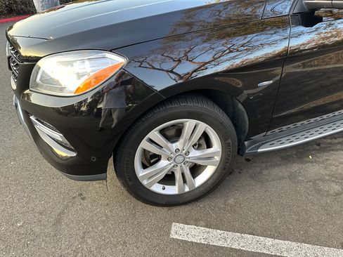 Used 2012 Mercedes-Benz ML 350 BlueTEC 4MATIC image 25