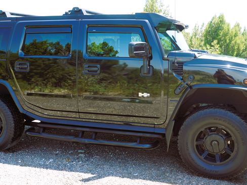 Used 2007 HUMMER H2 image 6