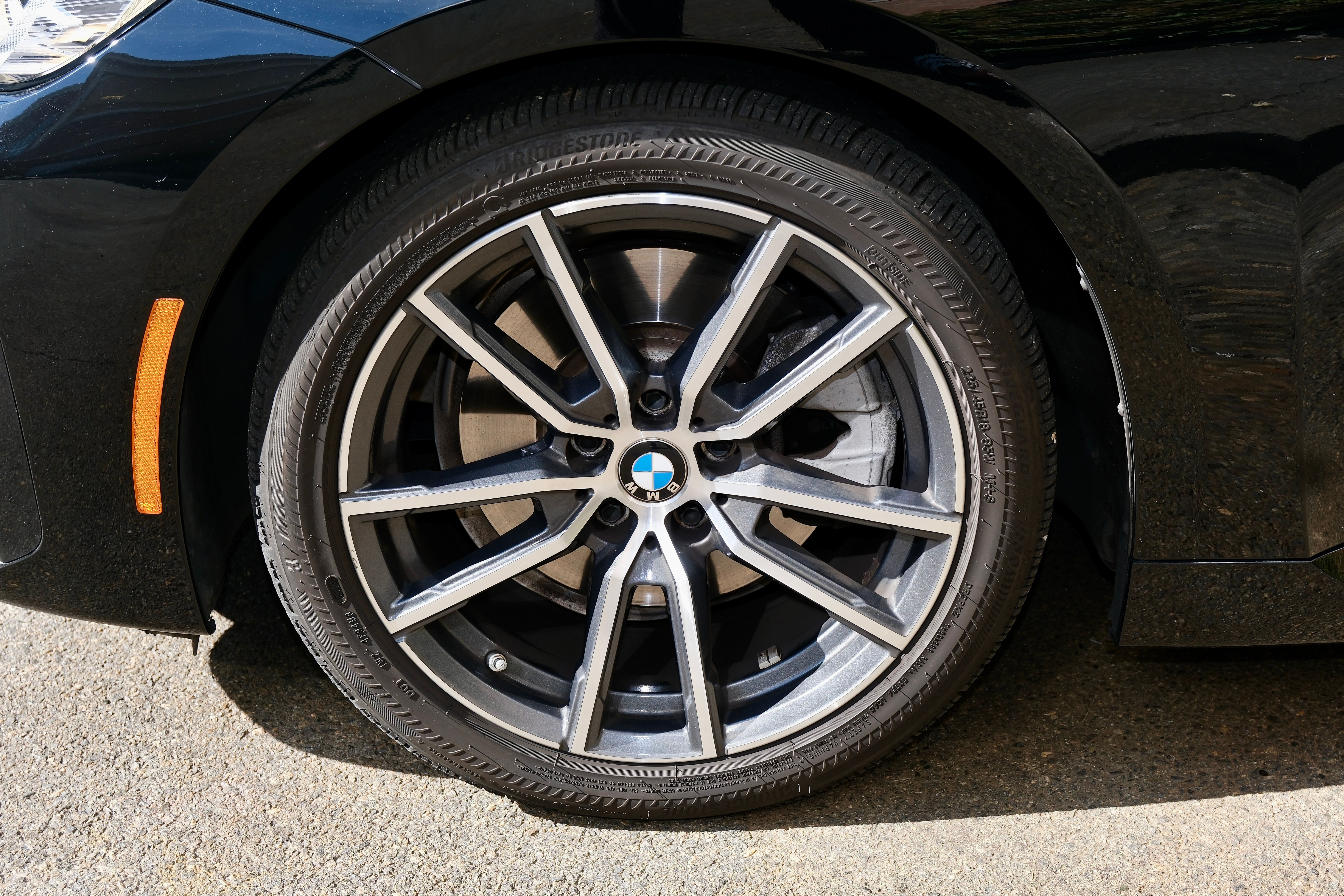 Used 2023 BMW 230i Coupe w/ Premium Package RWD image 16