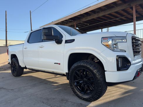 Used 2020 GMC Sierra 1500 AT4 w/ AT4 Premium Package image 19