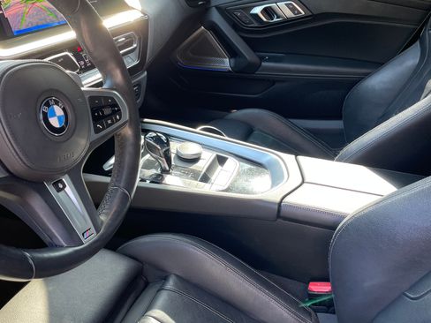 Used 2019 BMW Z4 sDrive30i w/ M Sport Package RWD image 10