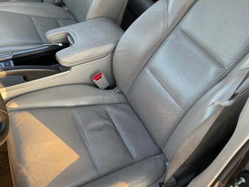 Used 2010 Acura TL w/ Technology Package image 5