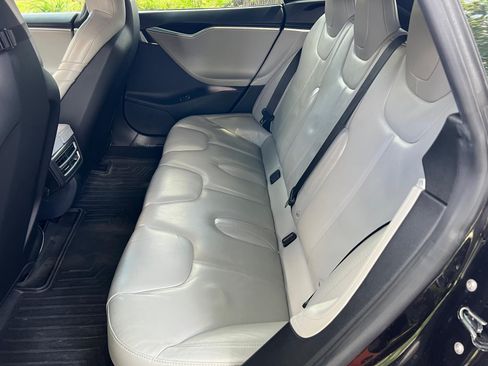 Used 2016 Tesla Model S P90D image 16