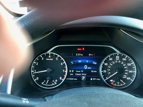 Used 2017 Nissan Murano S w/ Navigation Package image 5