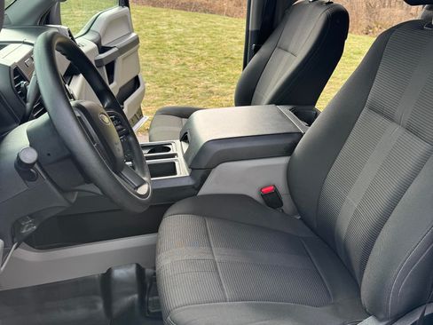 Used 2017 Ford F150 XL w/ Equipment Group 101A Mid image 16