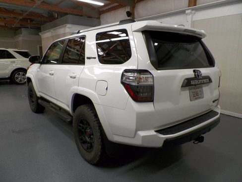 Used 2017 Toyota 4Runner TRD Pro image 10