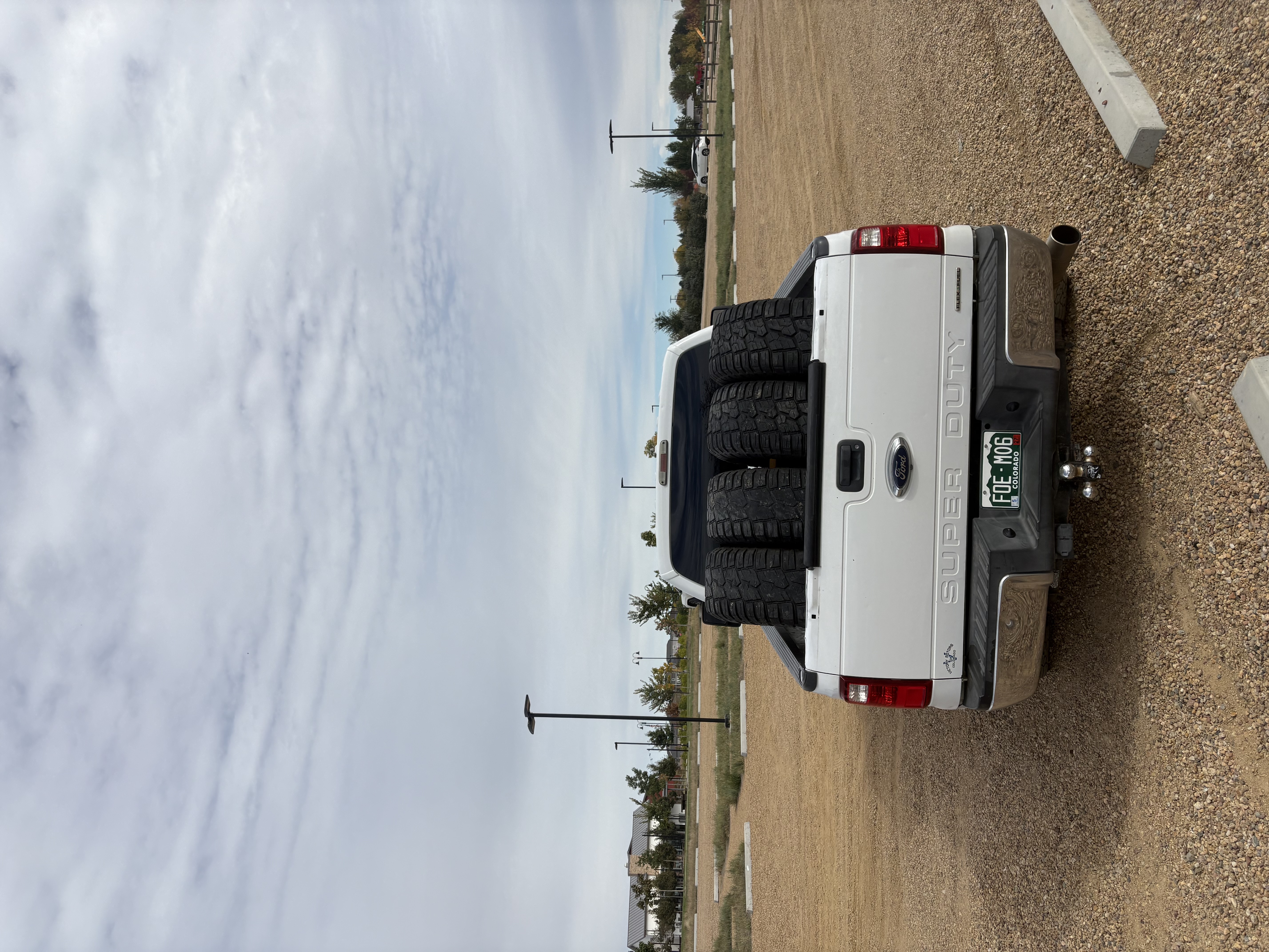 Used 2015 Ford F250 XLT w/ FX4 Off-Road Package AWD/4WD image 4