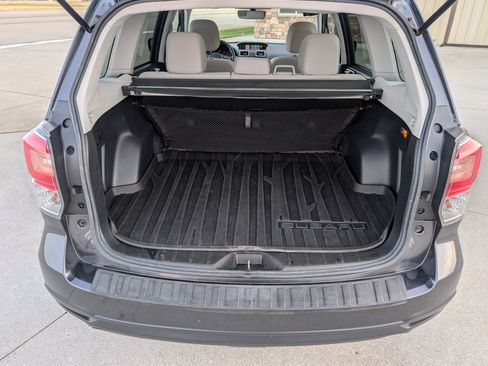 Used 2017 Subaru Forester 2.5i Premium w/ Popular Package #2A image 12