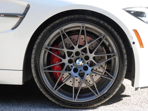 Used 2019 BMW M4 Convertible w/ Competition Package image 12