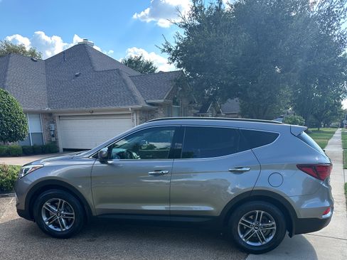 Used 2018 Hyundai Santa Fe Sport w/ 2.4L Value Package 02 FWD image 1