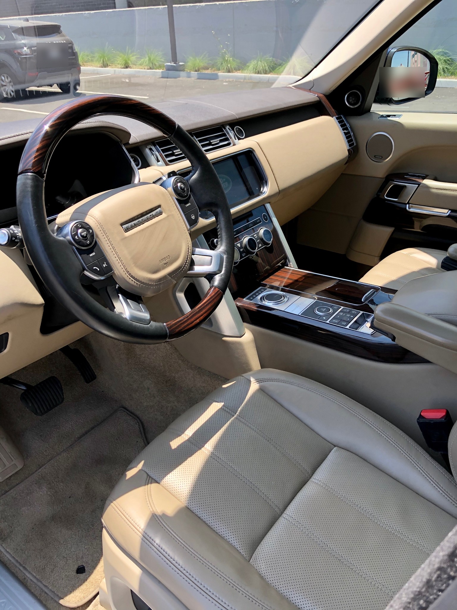 Used 2016 Land Rover Range Rover HSE AWD/4WD image 17
