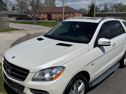 Used 2012 Mercedes-Benz ML 350 ML 350 4MATIC Sport Utility 4D image 16