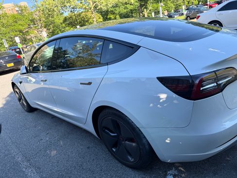Used 2018 Tesla Model 3 Long Range RWD image 9