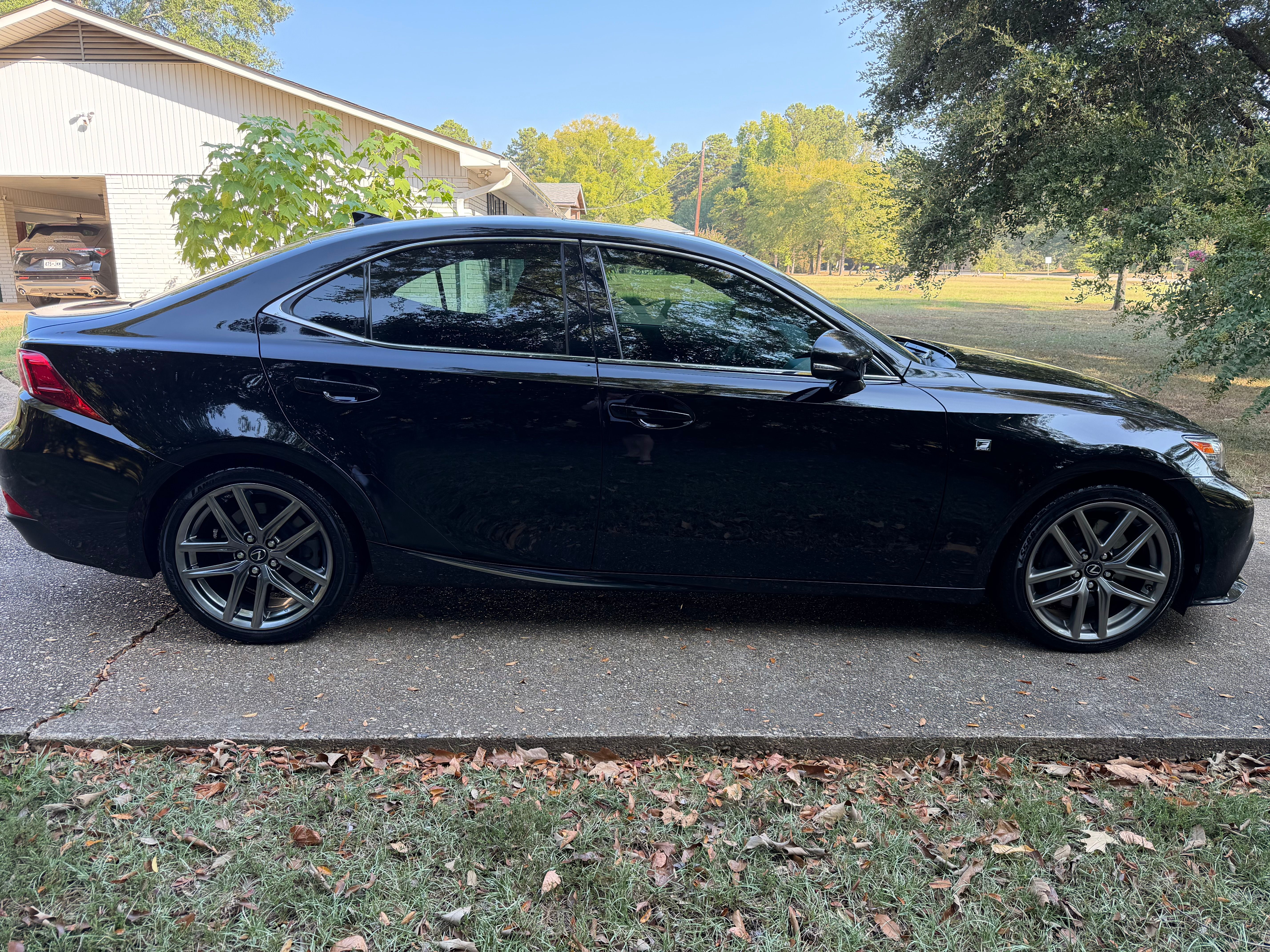 Used 2015 Lexus IS 350 w/ F-Sport Package RWD image 8